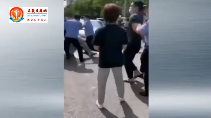 武漢南湖居民聚集抗議維權.png 武漢南湖居民聚集抗議維權.png