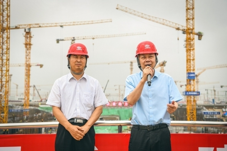 s_2008141504206278826.jpg s_2008141504206278826.jpg