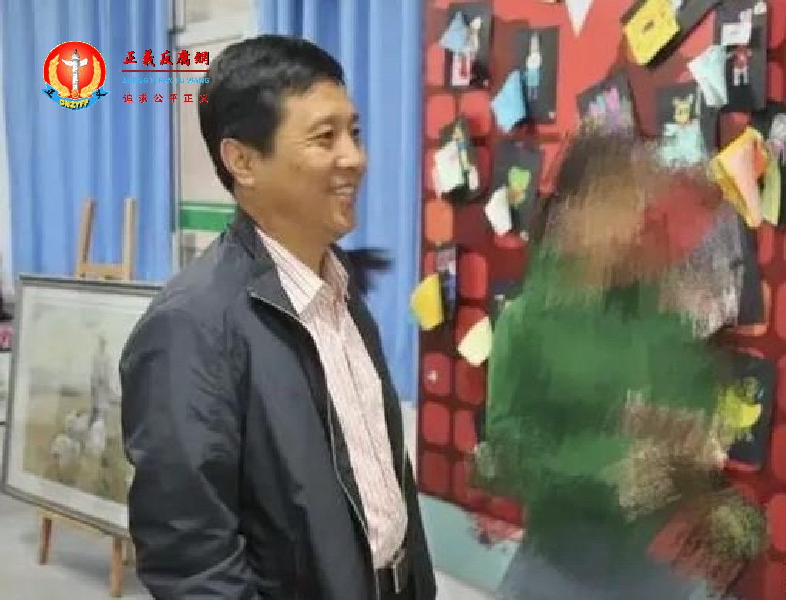 原西安音乐学院钢琴系书记梁秦。.png 原西安音乐学院钢琴系书记梁秦。.png